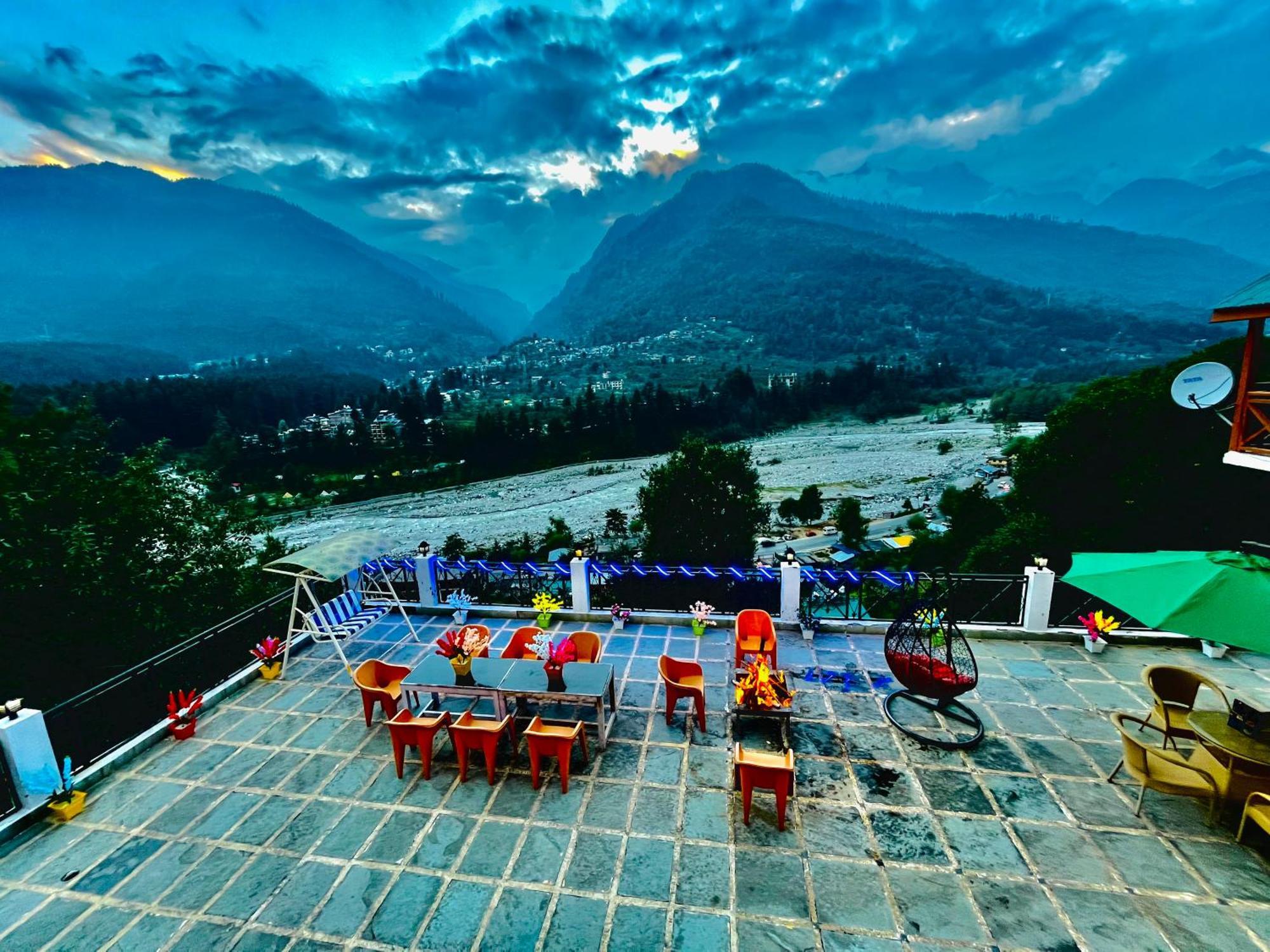 The Hollywood Vibes - #Riverview #Premium Rooms #Prime Location #Most Awarded #Parking #Top Rated #Open Terrace #Best Selling Hotel In Manali Exterior photo