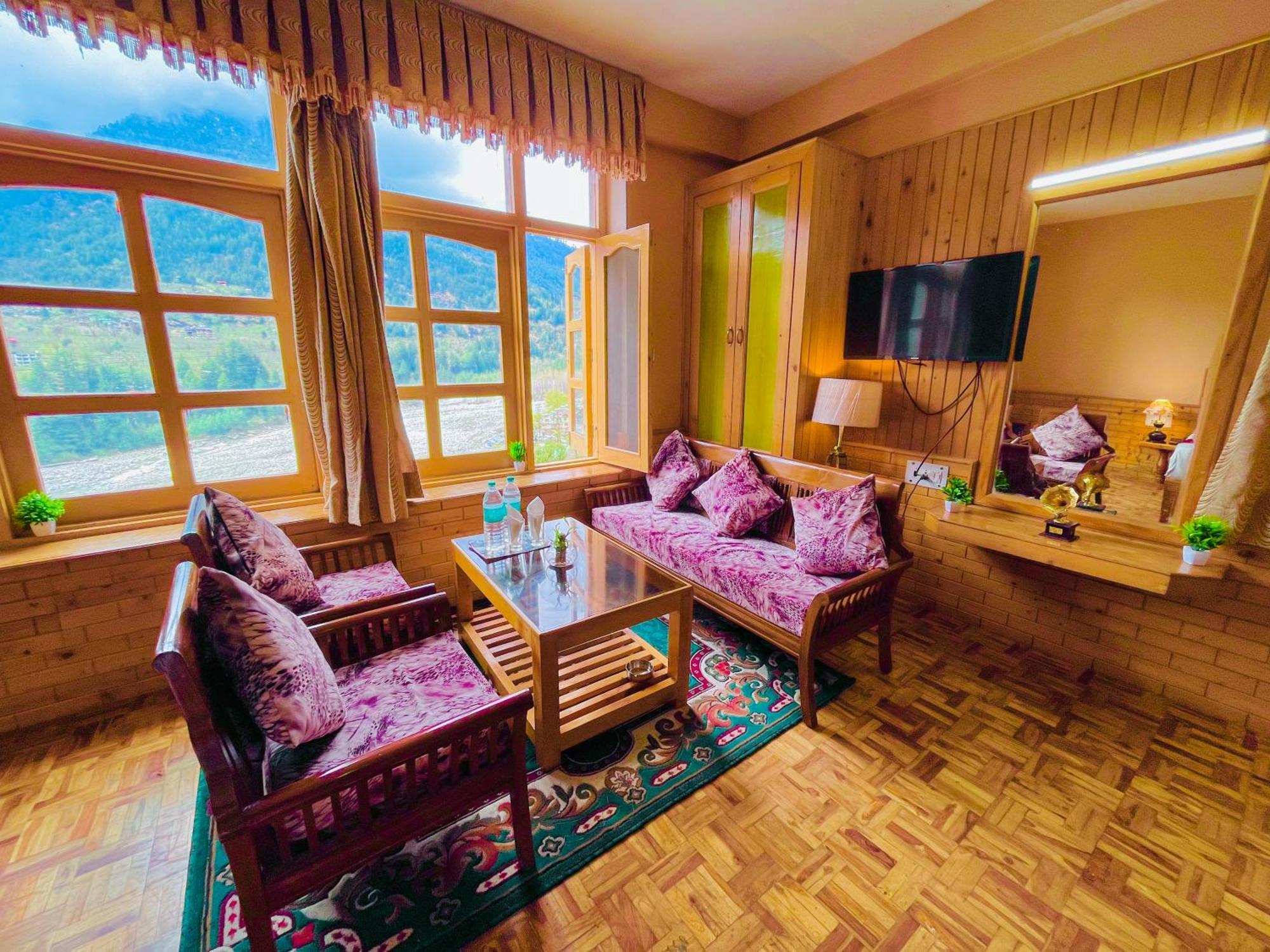The Hollywood Vibes - #Riverview #Premium Rooms #Prime Location #Most Awarded #Parking #Top Rated #Open Terrace #Best Selling Hotel In Manali Exterior photo