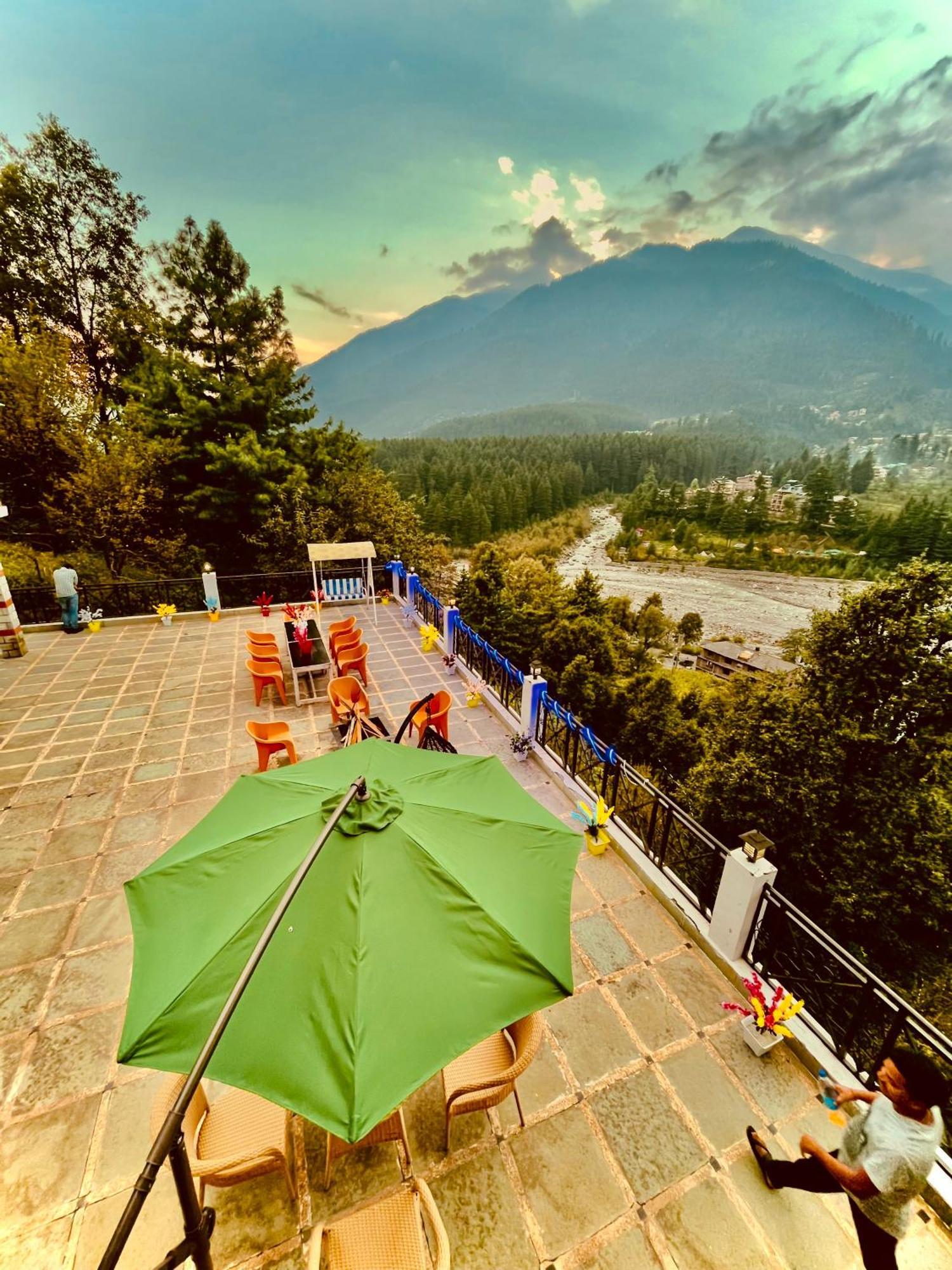 The Hollywood Vibes - #Riverview #Premium Rooms #Prime Location #Most Awarded #Parking #Top Rated #Open Terrace #Best Selling Hotel In Manali Exterior photo